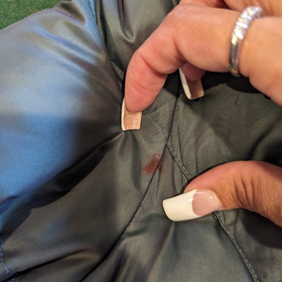 Guess Cropped Down Coat with Furry Hood XS - Picture 15 of 15